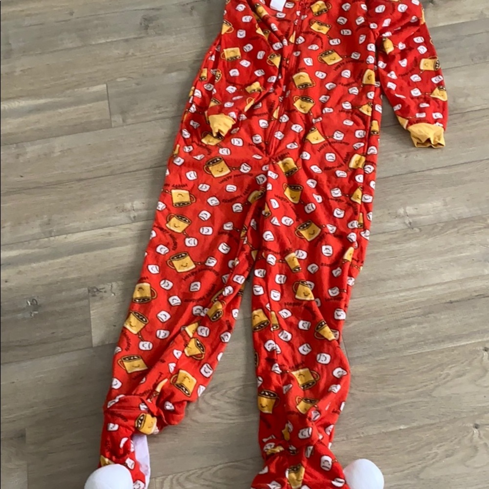 Underland hot cocoa onesie fleece footie M
